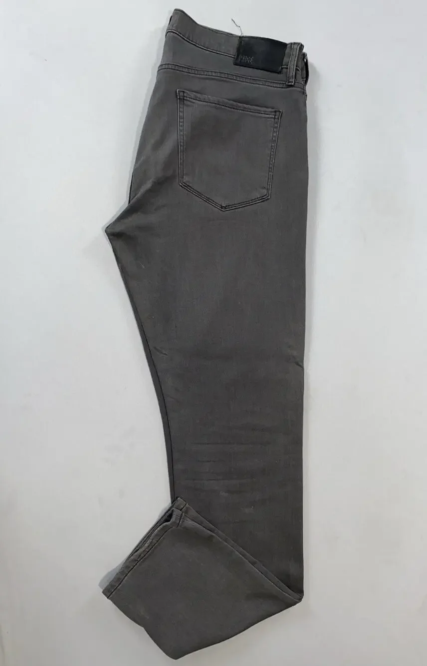Paige Federal Slim Straight Lightweight Stretch Jeans in Mark. Men's 35X34, Read